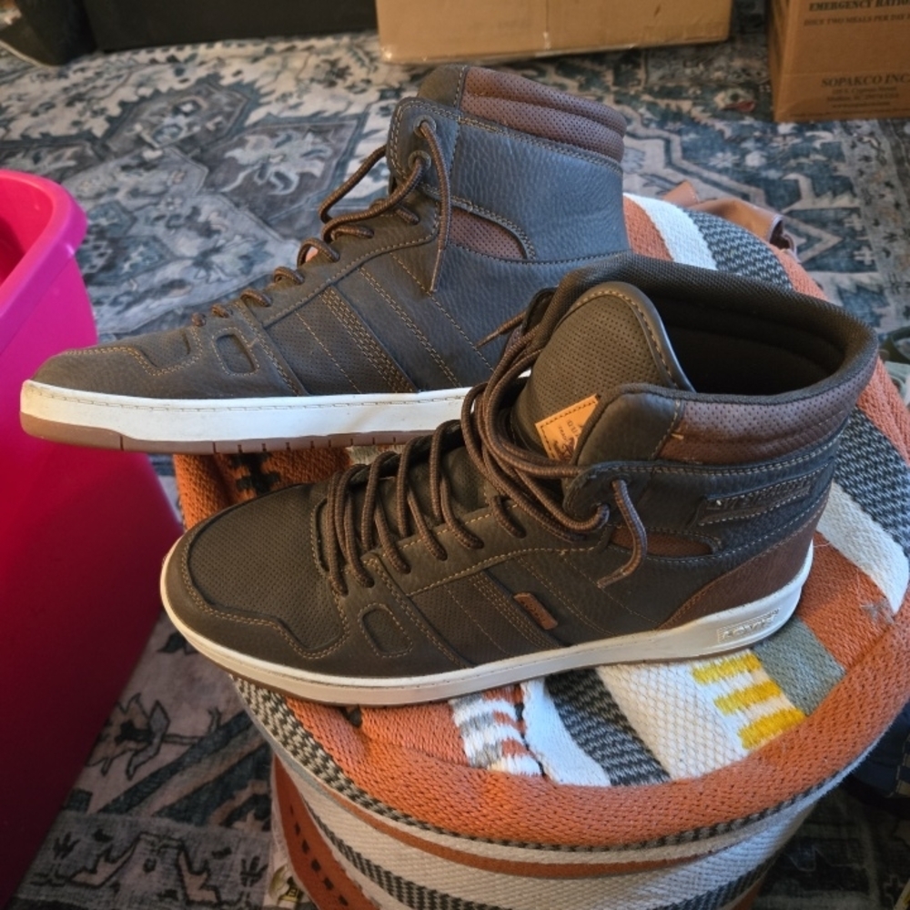 LEVI'S STANTON Sneaker Boot Color Brown Mens Size 11